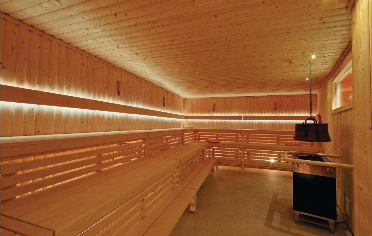 Amazing Apartment In Luebeck Travemuende With Sauna エクステリア 写真